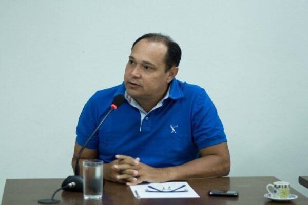 Ouro Branco: Vereador solicita criação de Comissão para fiscalizar obras do município