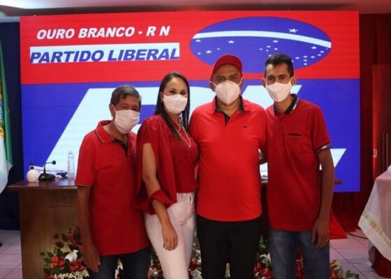 Prefeito atende pedido do vereador Marcos Costa e anuncia reabertura de Biblioteca Pública Municipal