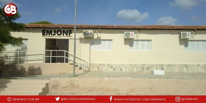 Escolas suspendem aulas presenciais