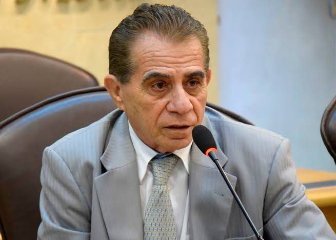 Ex-deputado Raimundo Fernandes morre aos 80 anos