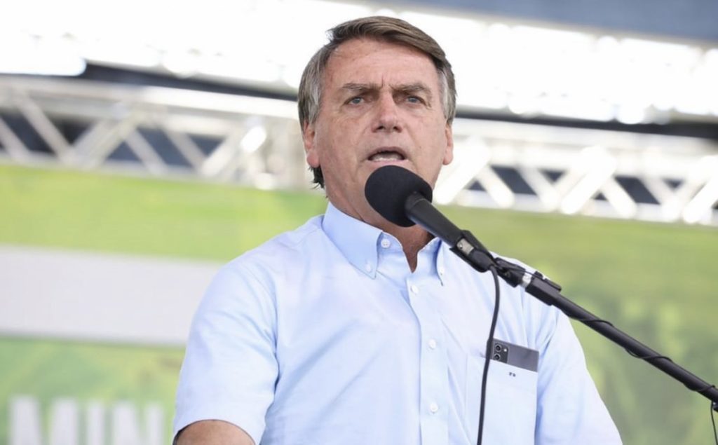 Bolsonaro passa por cirurgias e ex-ministro informa que 