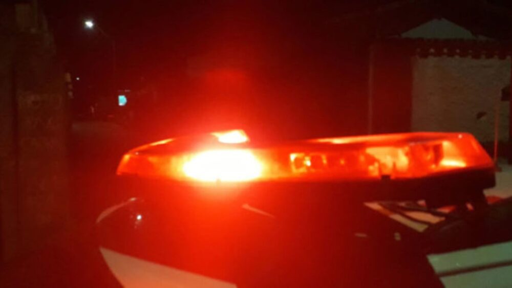 Policial à paisana frustra tentativa de assalto na Ilha de Sant’Ana – Gláucia Lima