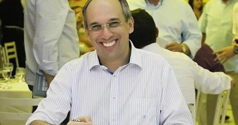 Podemos: Prefeito de Acari é o novo presidente do partido de Styvenson no RN