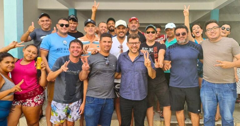 Confraternização dos Amigos da Doutora celebra Doutorado de Rosângela Dias