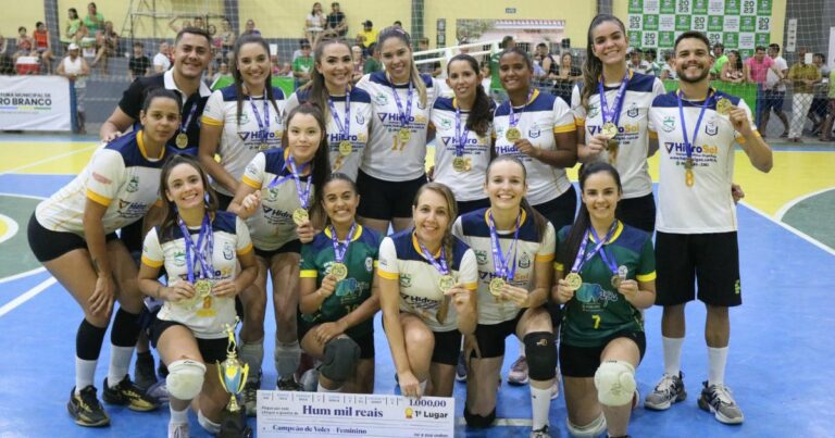 As meninas do Vôlei de Ouro Branco-RN conquistam o Seridosão 2023 de forma invicta