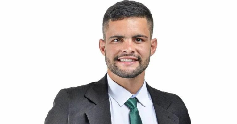 Aniversariantes do dia: João André