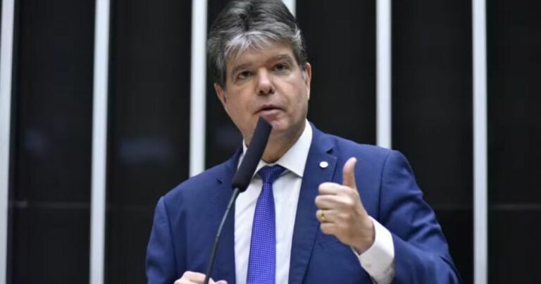 Deputado federal paraibano Ruy Carneiro é condenado a 20 anos de prisão por fraude e peculato