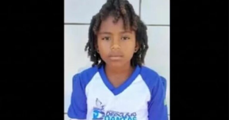 Criança é atacada por pitbull enquanto dormia e morre no hospital