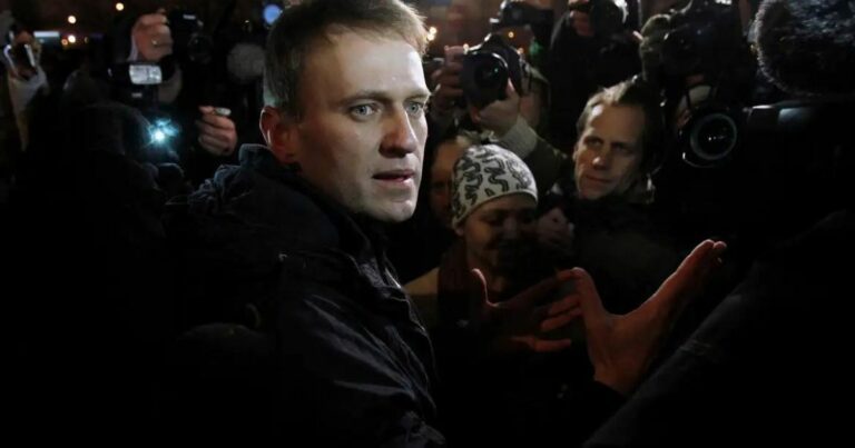 Ministros da UE concordam em sanções por morte de Navalny