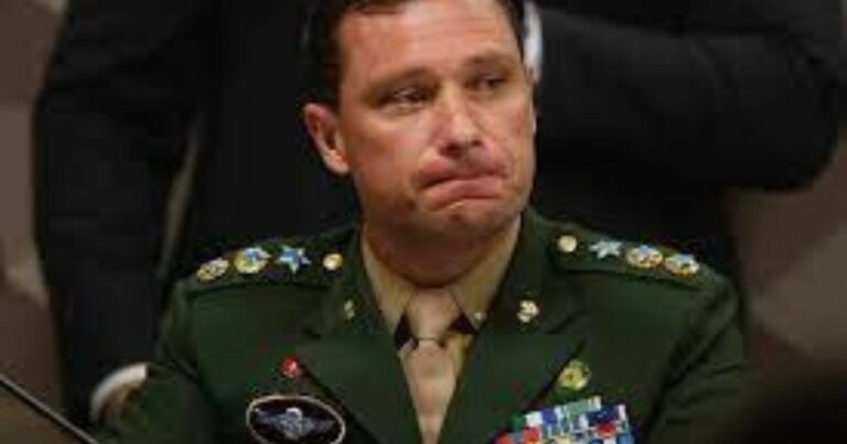 Fechado com Lula, Exército decide vetar promoção de Mauro Cid a coronel ‘fechado’