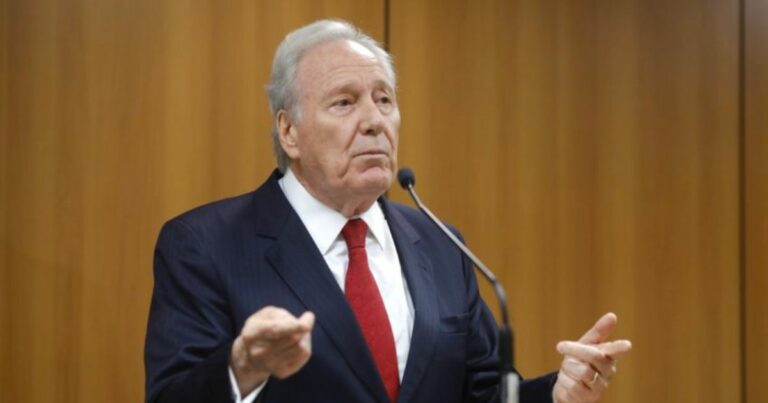 Lewandowski vai a Mossoró nesta quarta-feira (13) acompanhar buscas por fugitivos