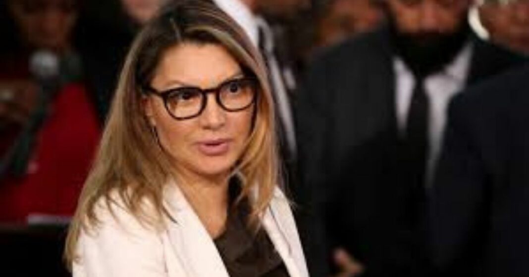 Janja diz que PL do aborto é “absurdo”