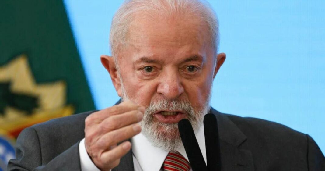 Lula critica manutenção de juros e questiona