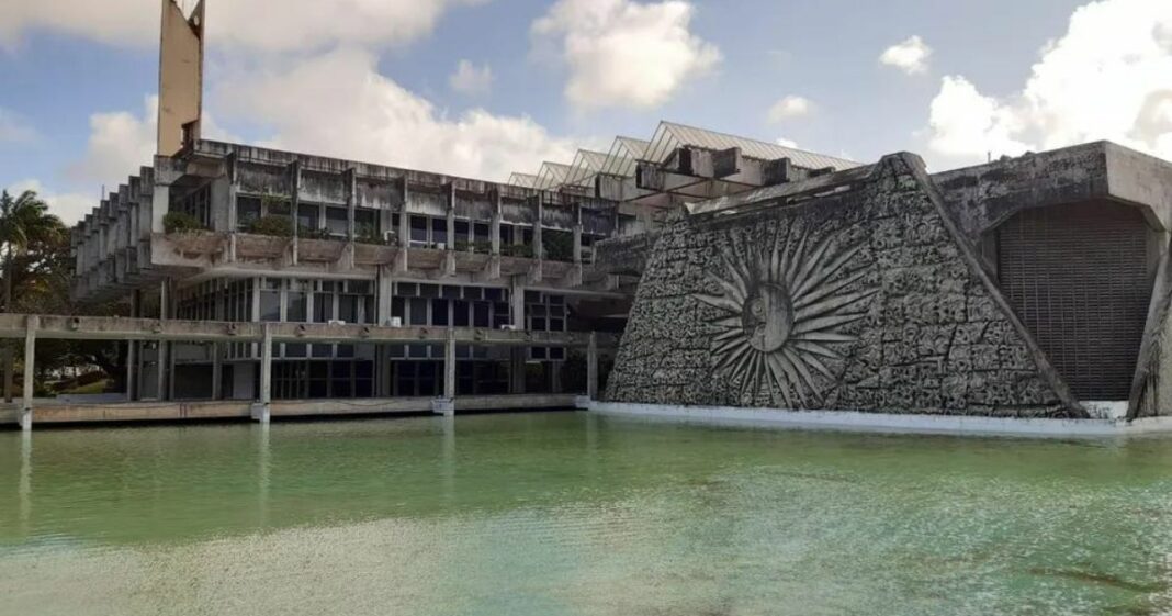 Professores da UFRN decidem encerrar