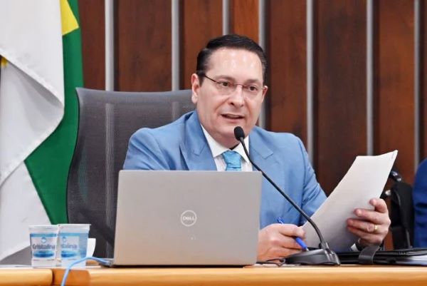 Ezequiel Ferreira articula para manter presidência da Assembleia Legislativa do RN por consenso