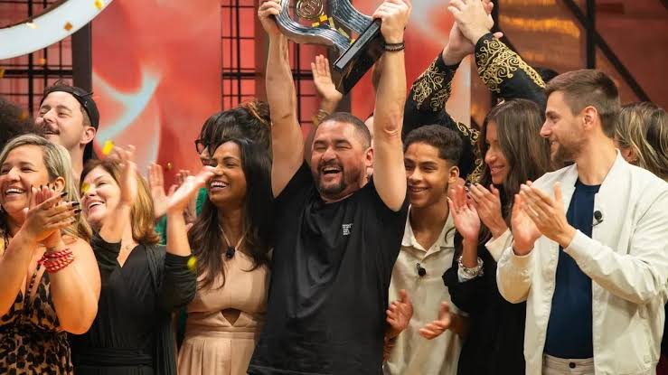 POTIGUAR JOSÉ ROBERTO VENCE O MASTERCHEF COM MENU NORDESTINO E FAZ HISTÓRIA