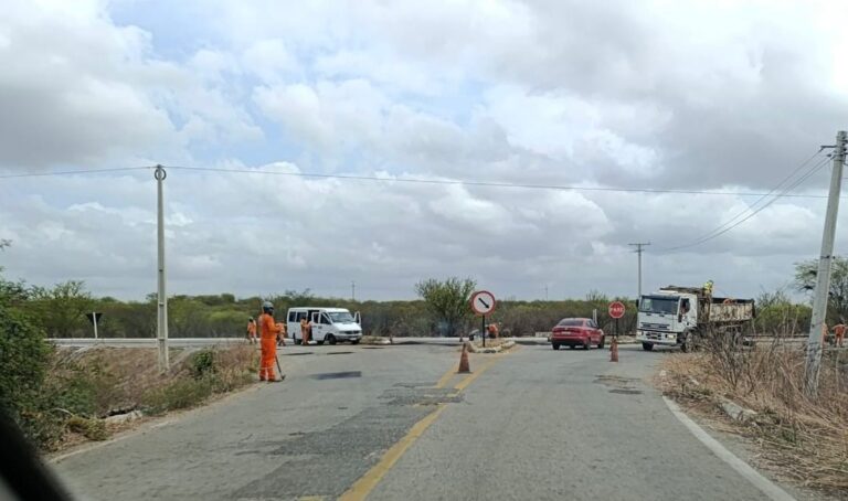 Como anunciado, DER/RN inicia hoje recuperação da RN-089 que liga Ouro Branco a Jardim do Seridó