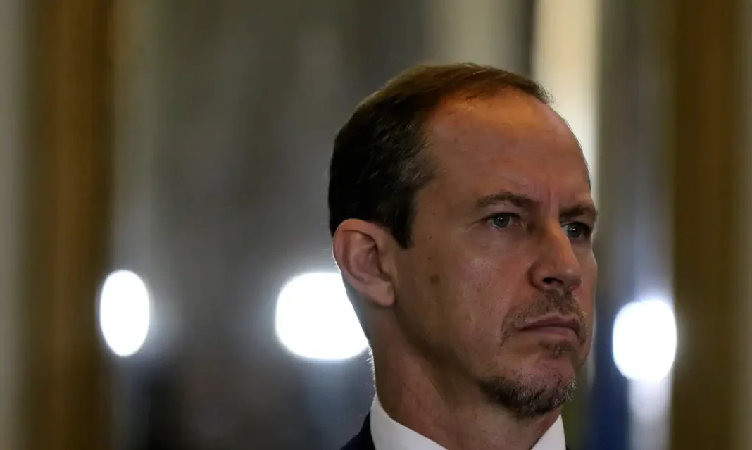 Processo de desindustrialização no país está sendo revertido, aponta ABDI