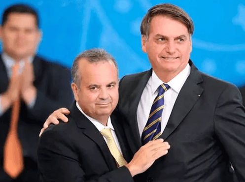Bolsonaro quer Rogério Marinho como testemunha de defesa em julgamento no plenário