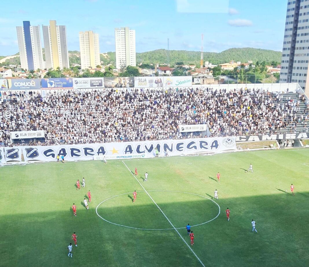 Capacidade do Frasqueirão é reduzida para 12 mil