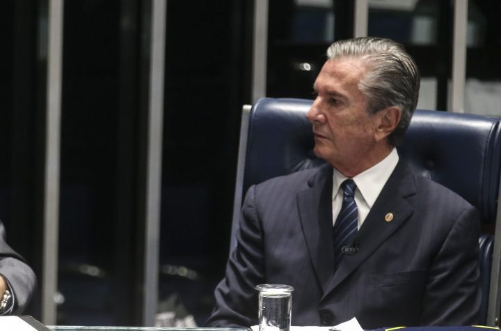 Moraes pede comprovações sobre estado de saúde de Collor que justifiquem pedido de prisão domiciliar