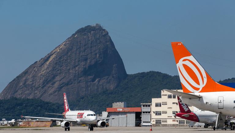 Movimentação nos aeroportos brasileiros cresce 6% em março e ultrapassa 23 milhões de passageiros no trimestre