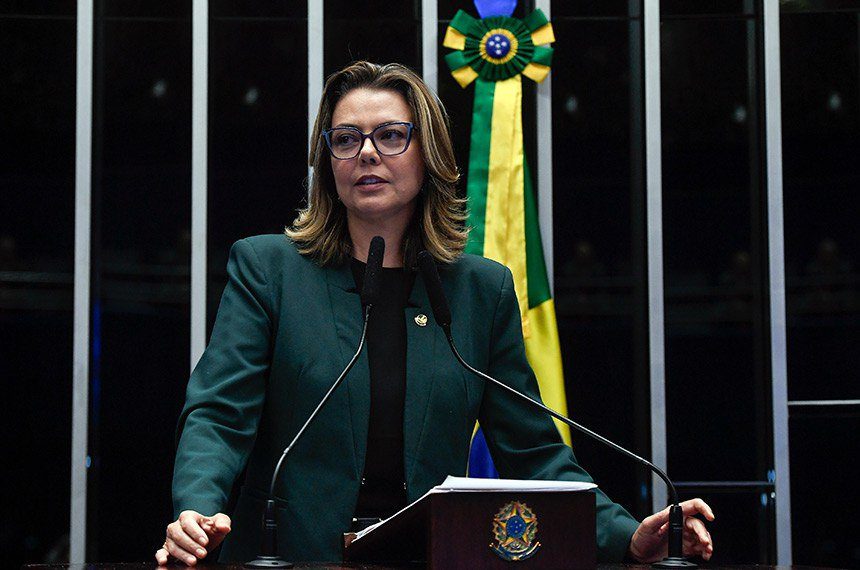 Nova lei permite monitoramento eletrônico de agressores de mulheres