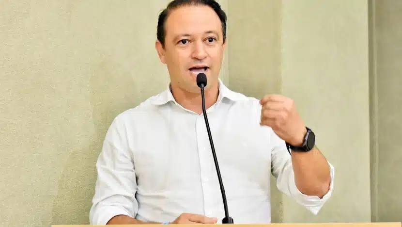 Prefeito de Assú apresenta melhora em quadro de dengue, mas segue na UTI