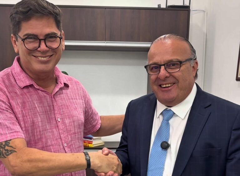 Prefeito de Natal anuncia proposta de reajuste salarial de 12,88% para servidores municipais