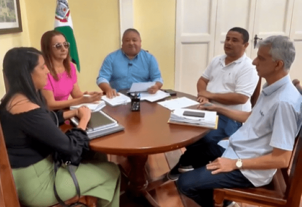 Prefeito der Ceará-Mirim define o dia 25 de cada mês para início do pagamento de salário dos servidores municipais