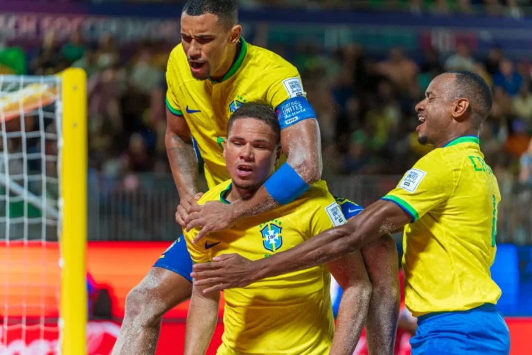 Beach Soccer: Brasil goleia Omã por 11 a 1 e confirma 1º lugar do Grupo D do Mundial
