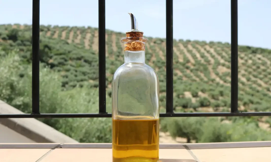 Anvisa proíbe venda e consumo de três marcas de azeite