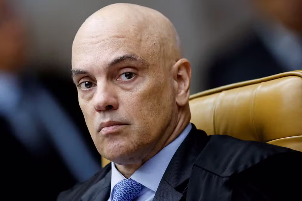 Moraes diz que democracia saberá se defender de inimigos