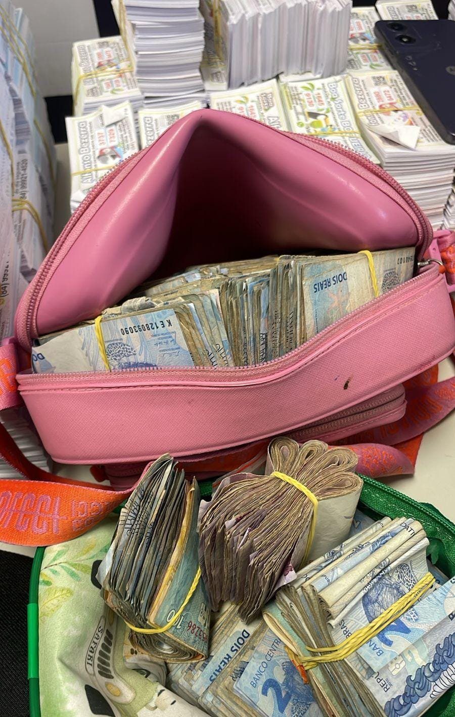 Polícias cumpre mandados contra loteria ilegal em Macau e Guamaré