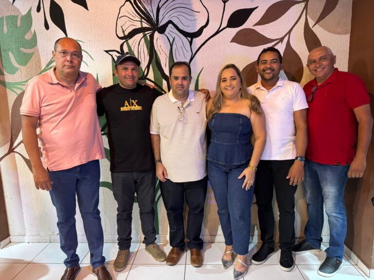 Jornalista Rodrigo Rafael recebe homenagens em Ouro Branco
