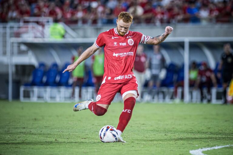 América vence Juazeirense por 2 a 0 e avança na Série D