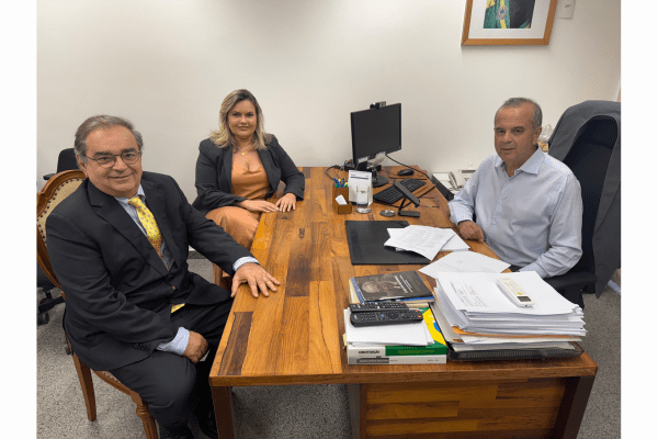 Após reunião com Álvaro Dias, Rogério afirma: “Sou candidato a governador”