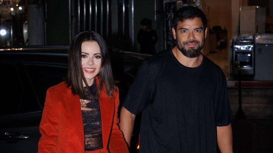 Namorado de Sandy faz rara declaração sobre seu relacionamento com a cantora