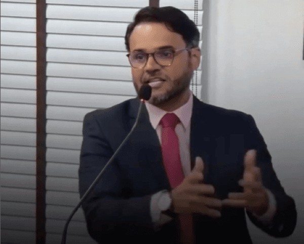 “Não confunda coerência com submissão”: Flávio Sami critica mudanças por conveniência política em João Câmara