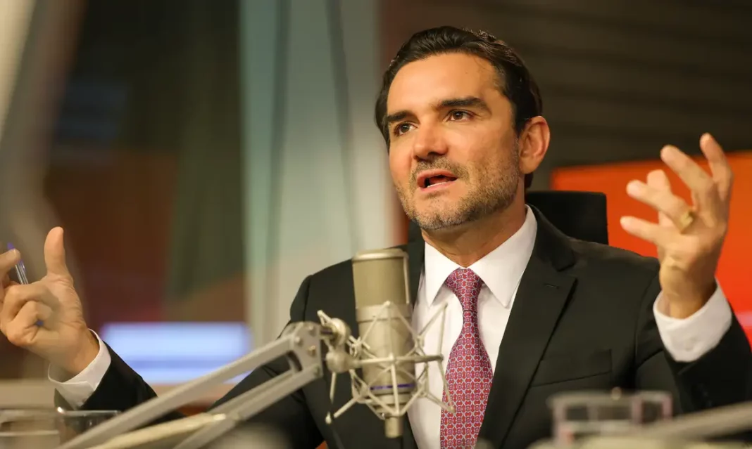 Celso Sabino anuncia saída do comando do Ministério do Turismo