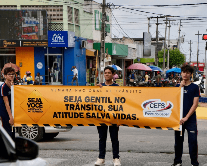 João Câmara: Escola Fonte do Saber e DEMUTRAN promovem ação de conscientização no trânsito