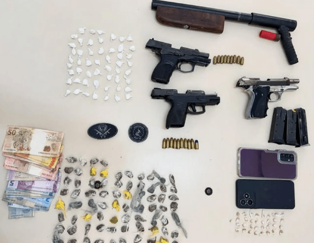 Quatro suspeitos morrem em confronto com a Polícia Militar na praia de Maracajaú, RN