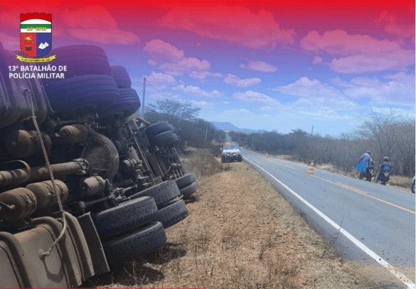No momento, você está visualizando Acidente com caminhão é registrado na BR-226, entre Florânia e São Vicente