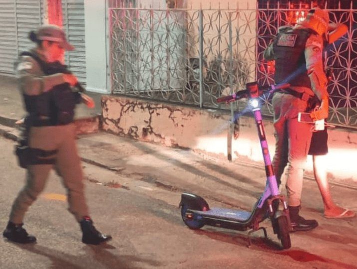 No momento, você está visualizando Criminosos usam patinetes alugados com cartões clonados para traficar drogas em Natal