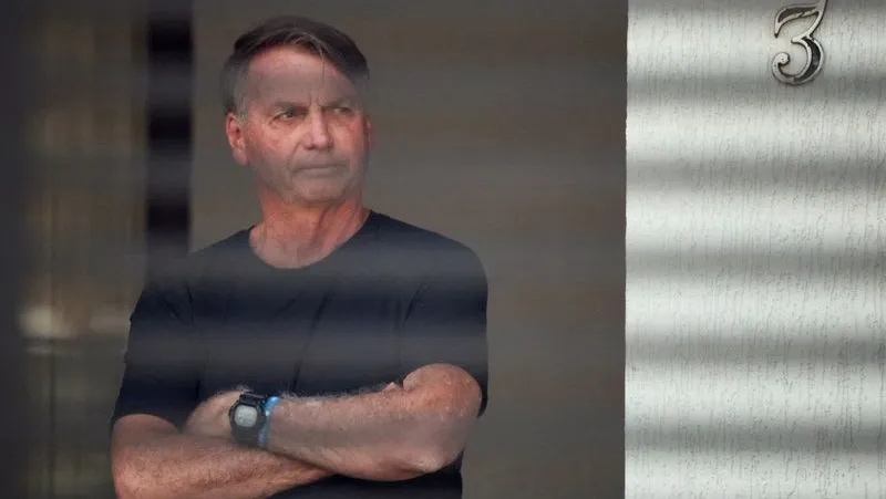 Prazo para Bolsonaro recorrer de condenação no STF acaba nesta segunda-feira