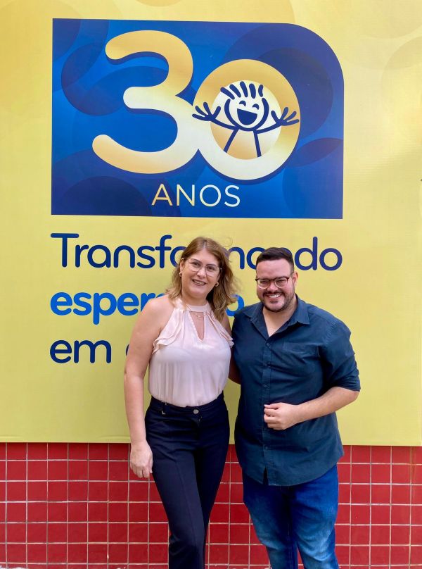 No momento, você está visualizando Revista Essência é pioneira na Amazon e reverte vendas para a Casa Durval Paiva