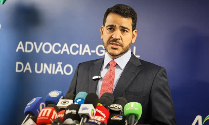 No momento, você está visualizando Semana começa com tensão no Senado após indicação de Jorge Messias ao STF