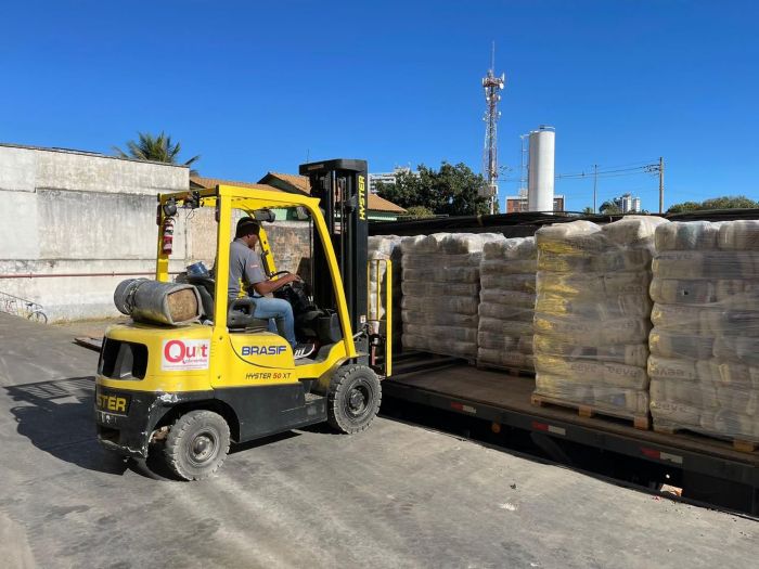 No momento, você está visualizando Famílias afetadas pela seca começam a receber cestas básicas segunda-feira (8)