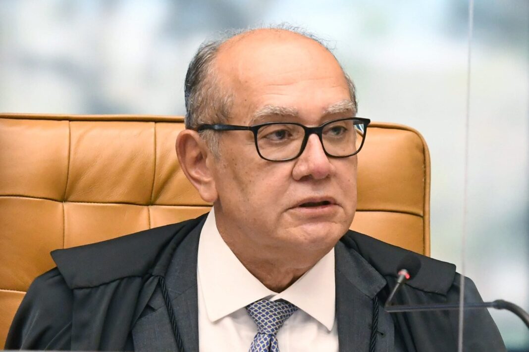 Gilmar decide que apenas PGR tem competência para solicitar o impeachment de ministro do STF