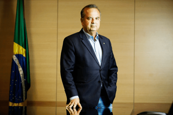 Rogério reafirma pré-candidatura ao governo do RN: “Projeto mantido” Rogério reafirma pré-candidatura ao governo do RN: “Projeto mantido”